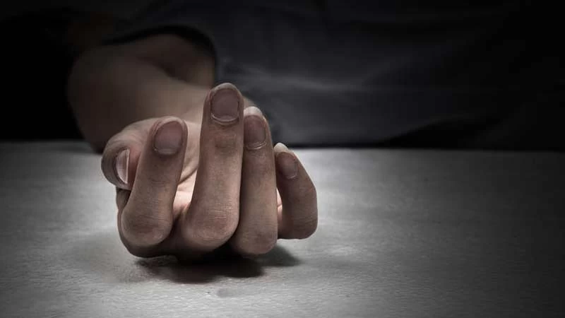 Σοκ στη Χαλκίδα: Ξύπνησε δίπλα στη γυναίκα του και έβαλε τέλος στη ζωή του – Βουτιά θανάτου από μπαλκόνι